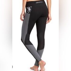 Athleta Fire Be Free tight m medium